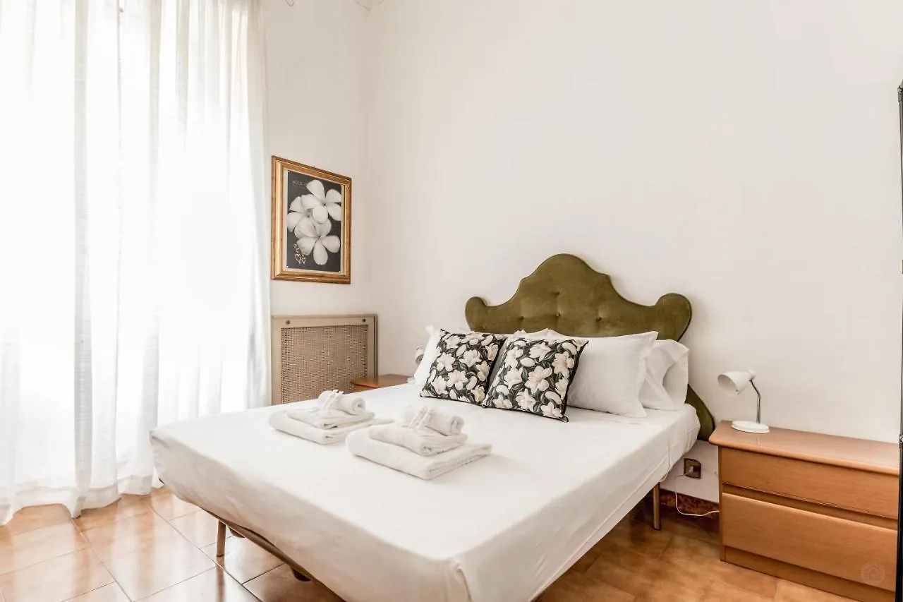 Bbhome Elegant Apartment In Front Of Termini Station Rome Italy