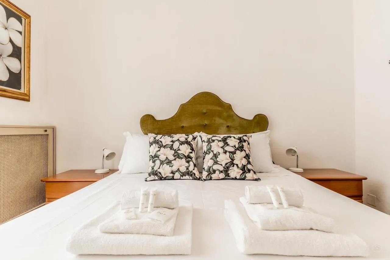 Bbhome Elegant Apartment In Front Of Termini Station Rome Italy