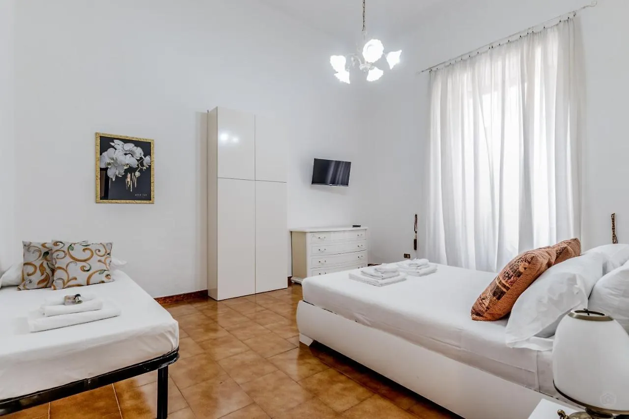 Bbhome Elegant Apartment In Front Of Termini Station Rome