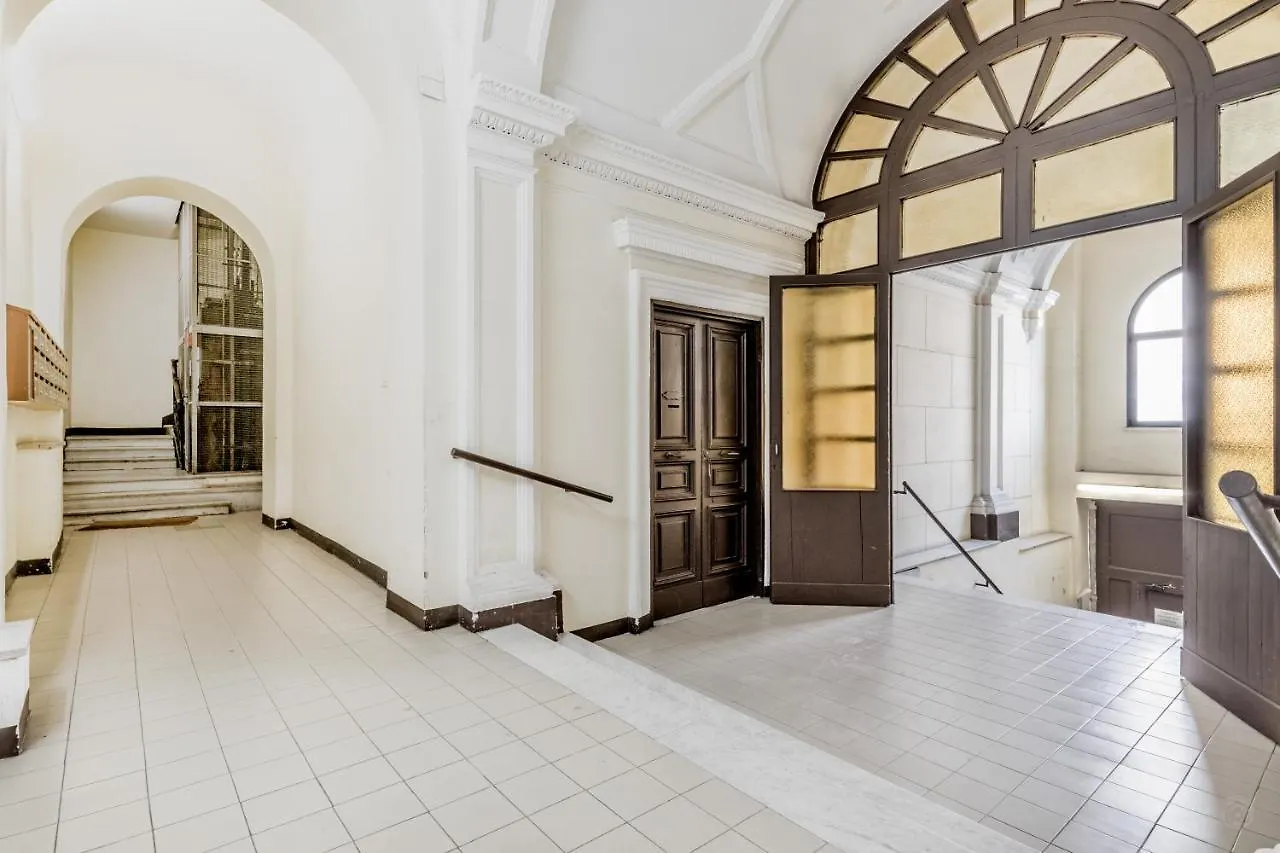 Bbhome Elegant Apartment In Front Of Termini Station Rome