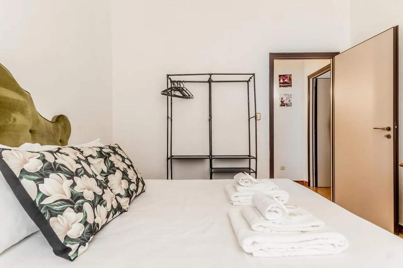 Bbhome Elegant Apartment In Front Of Termini Station Rome