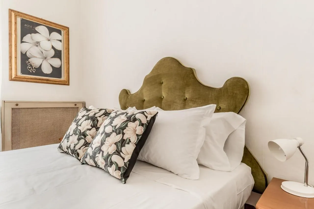 Bbhome Elegant Apartment In Front Of Termini Station Rome